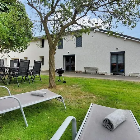 Stunning In With Kitchen Saint-Hostien