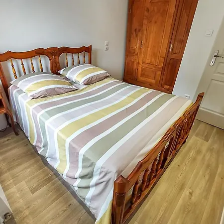 Stunning In With Kitchen Сasa de vacaciones